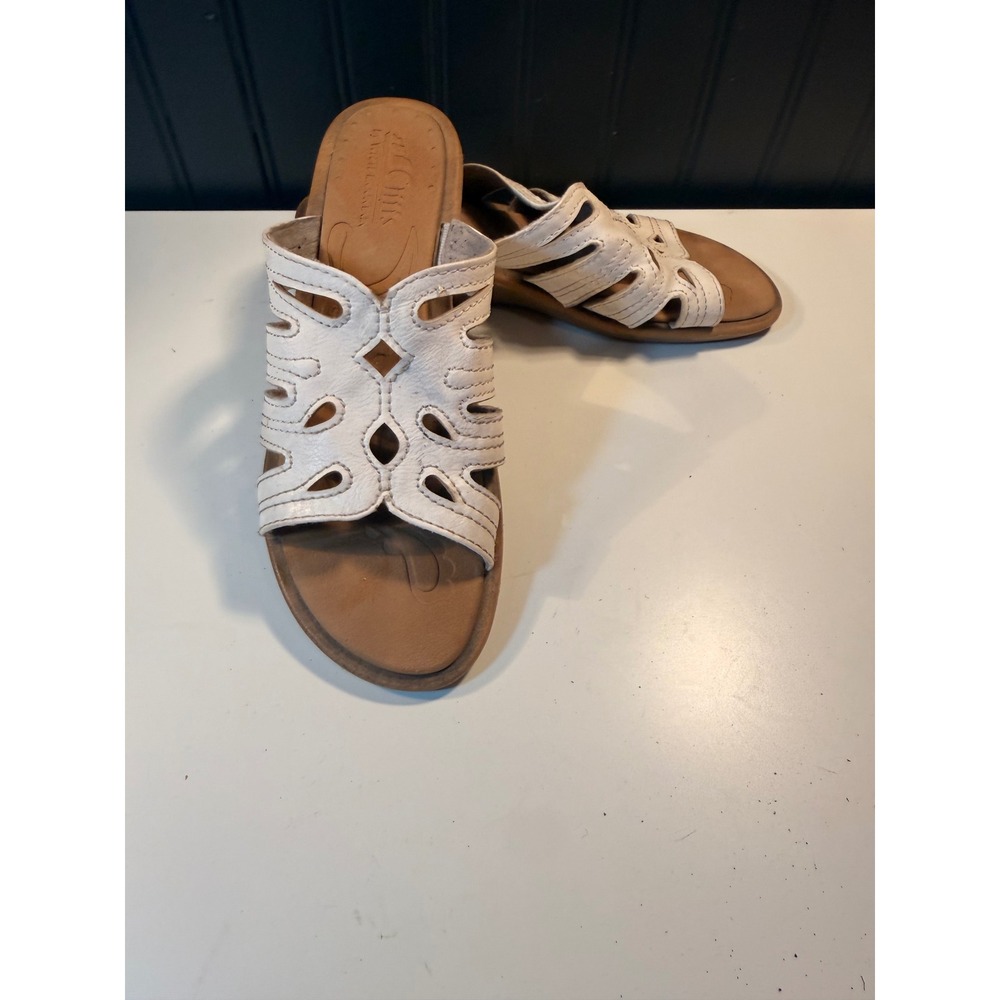 Cliffs by White Mountain White Laser Cut Slide Wedge Sandals Womens 7